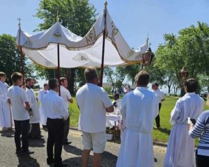 6.22.25_Corpus Christi Procession - Algoma, WI (15)